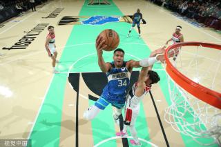 在面对球员 在面对球员